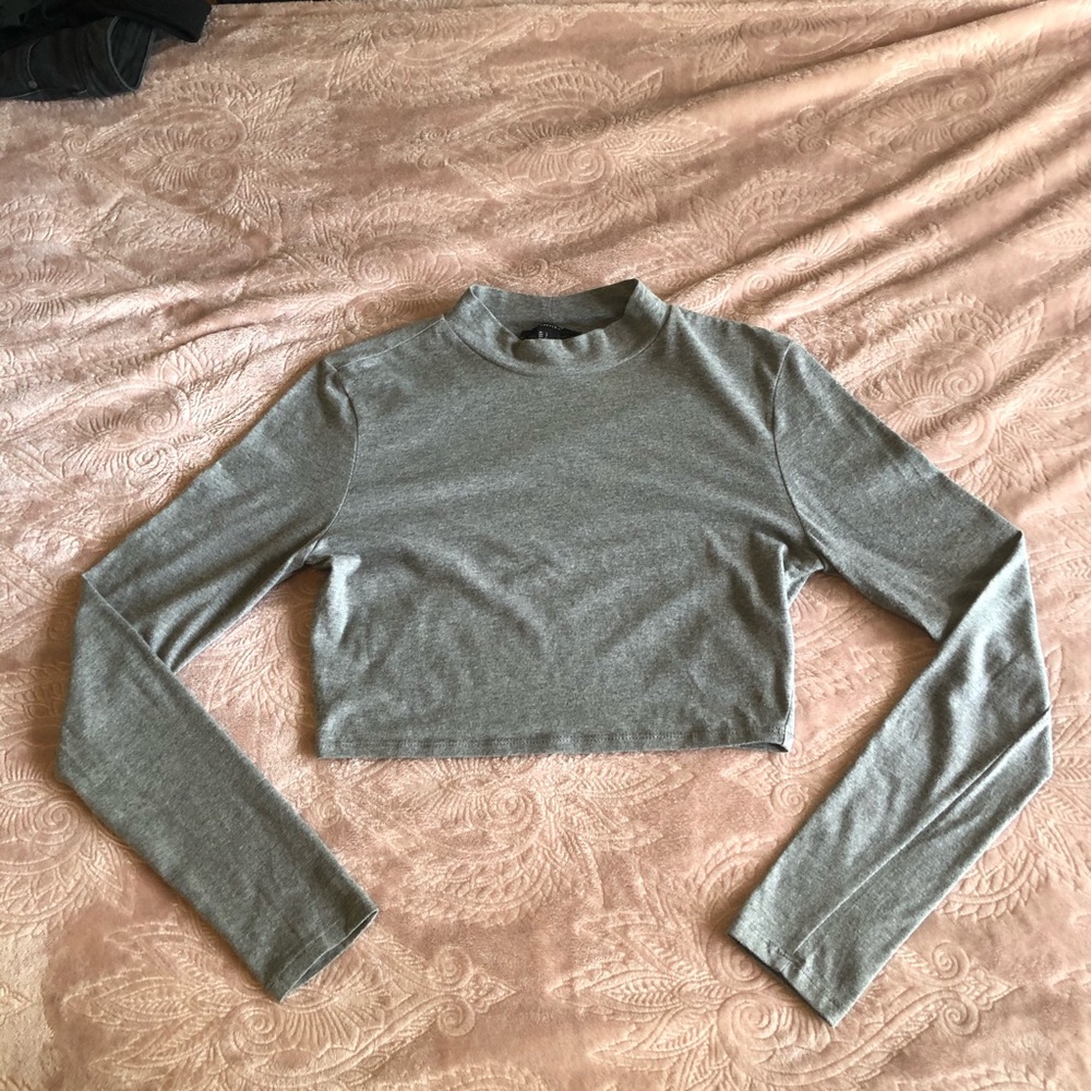 Forever 21 Longsleeve Crop
